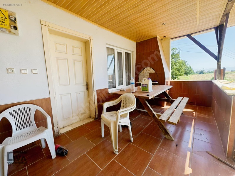 Livadan Yola Çok Yakın İçinde Evi Olan 27 Dönüm Ceviz Bağı — fotoğraf 22
