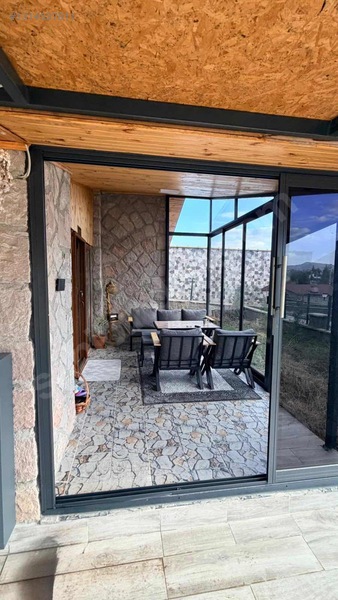 Satılık Doğaltaş,ful Yapılı,eşyalı,elektiriği Olan Çiftlik Evi — fotoğraf 4