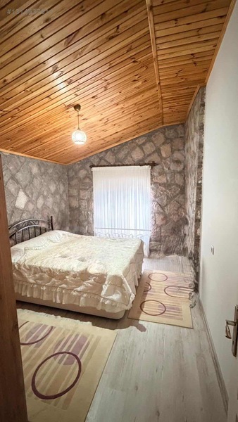 Satılık Doğaltaş,ful Yapılı,eşyalı,elektiriği Olan Çiftlik Evi — fotoğraf 16
