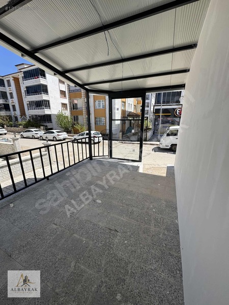 Al-bayrak'tan / Ataşehir'de / 80m2 Satılık Bodrumlu Dükkan — fotoğraf 4