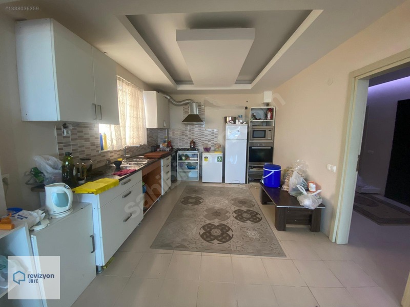 Revizyon'dan Denize Sıfır Plajlı Yazlık Tadında 3+1 Daire** — fotoğraf 7