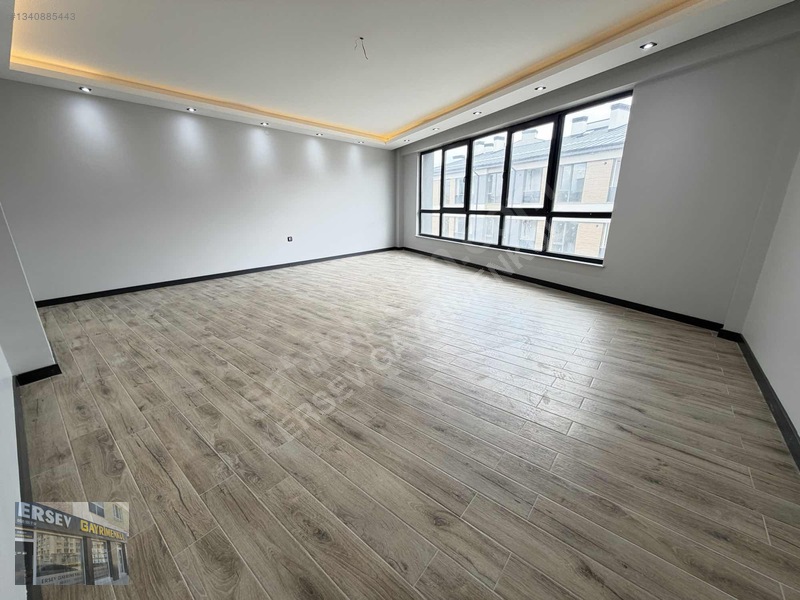 Önü Açık, Özel Garajlı, Yerden Isıtmalı 160m² 3+1 Daire — fotoğraf 2