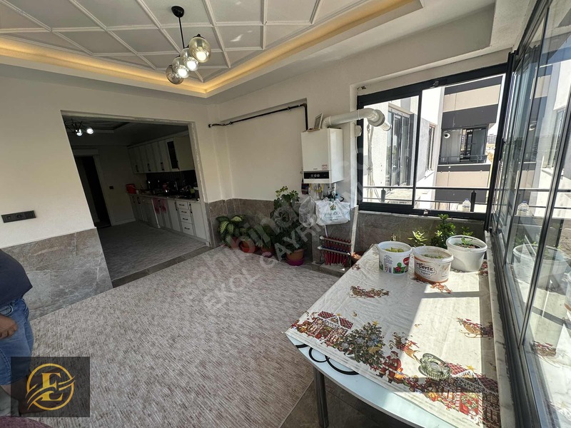 Ekol'den Yeşil Vadi Manzaralı Ana Yol Üzeri Geniş Lüks 3.5+1!!!! — fotoğraf 3