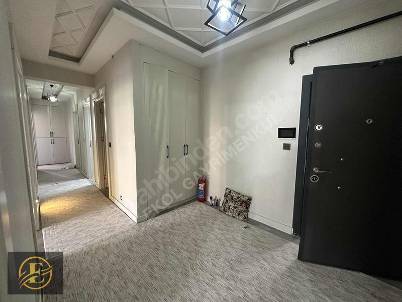 Ekol'den Yeşil Vadi Manzaralı Ana Yol Üzeri Geniş Lüks 3.5+1!!!! — fotoğraf 8