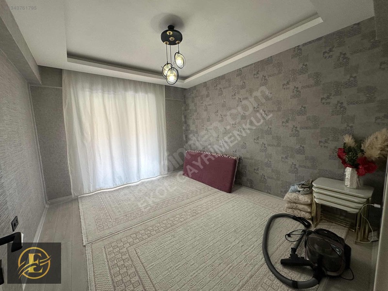 Ekol'den Yeşil Vadi Manzaralı Ana Yol Üzeri Geniş Lüks 3.5+1!!!! — fotoğraf 16