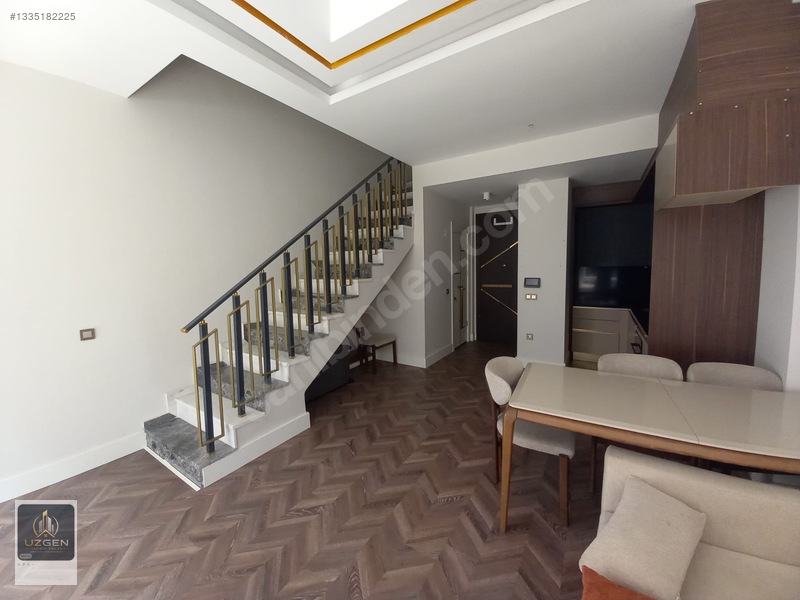 Kartepe Zeray Esil'de Eşyalı Kiralık Bahçe Dubleks 1+1 Daire — fotoğraf 3