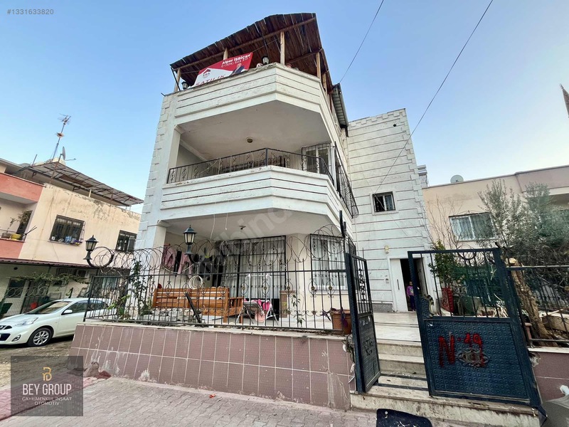 Şehrin Göbeğinde 3 Katlı Bahçeli Müstakil Bina