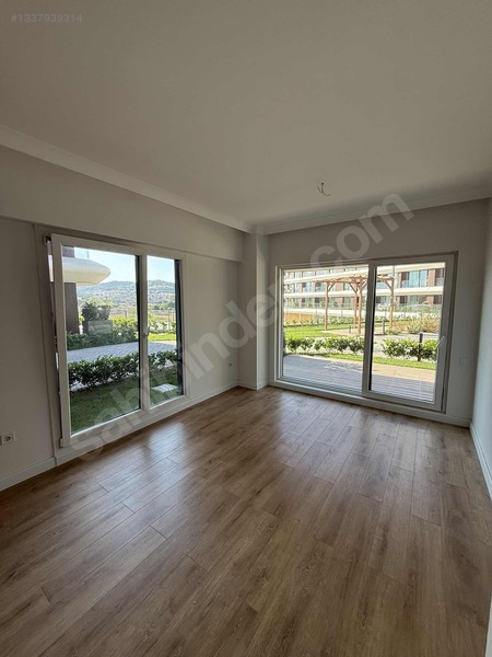 Yalova Merkez Elegant Park 2+1 Ultra Lüks Bahçe Katı