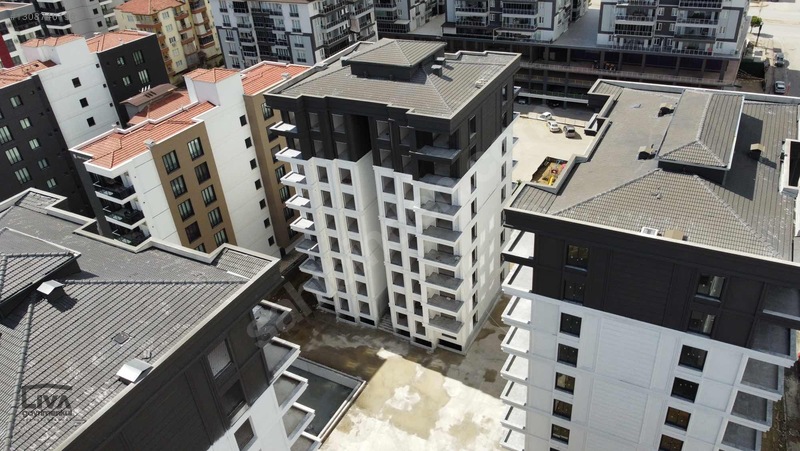 Cinkaya Bulvarında Havuzlu Site İçi Arakat 2+1 Fırsat Daire — fotoğraf 11