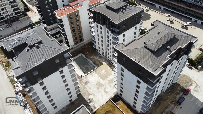 Cinkaya Bulvarında Havuzlu Site İçi Arakat 2+1 Fırsat Daire — fotoğraf 16