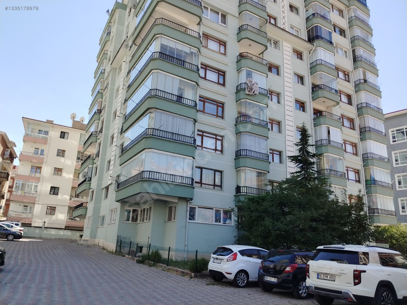 Son Durak Pazar Yeri Ve Teleferik Yakını -site İçinde 3+1 Daire