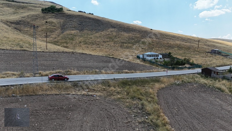 Bade Emlak İnşaattan Kıbrısköyü Söbüçmen Mevki Tek Tapu — fotoğraf 3