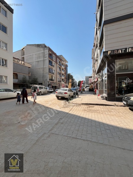Vargün'den 23 Nisan Parkı Mevki Kiralık 90 M^2 Kolonsuz Dükkan — fotoğraf 14