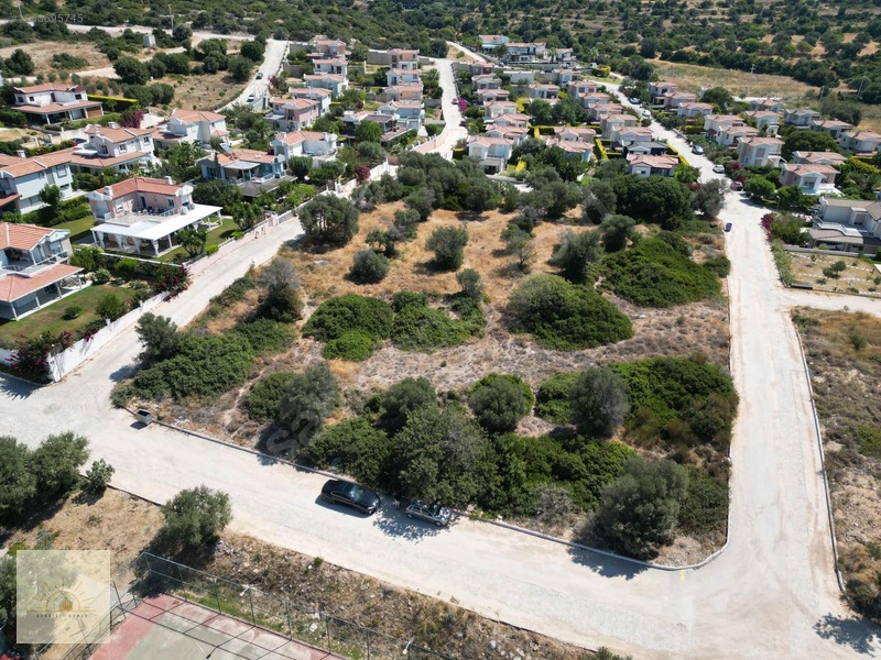 Emsalsiz Konumda Konut + Turizm İmarlı Deniz Manzaralı Arsa — fotoğraf 6