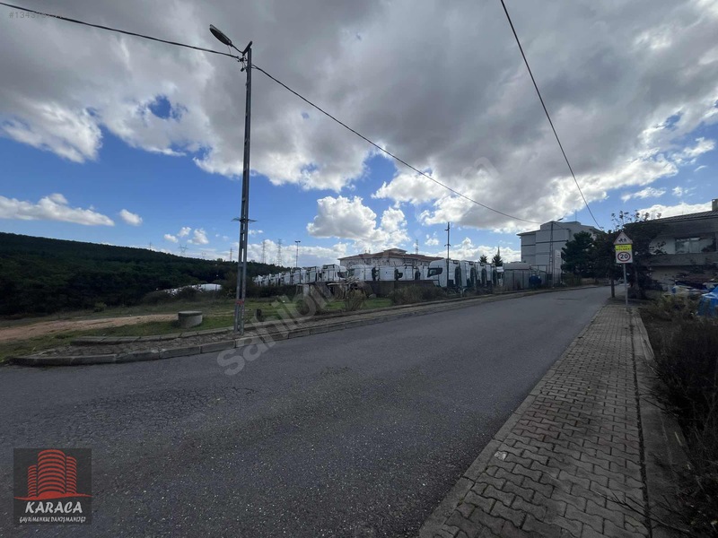 Sultanbeyli Mecidiye Mahallesinde Satılık 150 M2 Hisse — fotoğraf 6