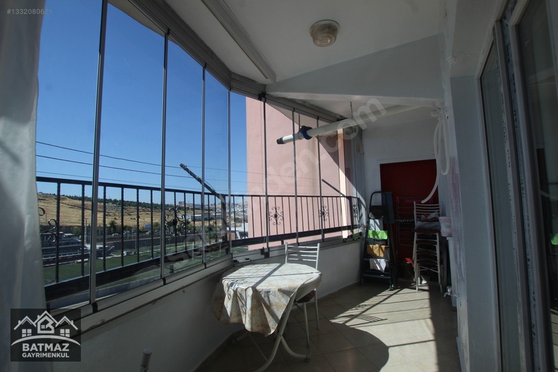 Seyrantepe'de Satılık (2+1) Bakımlı Daire