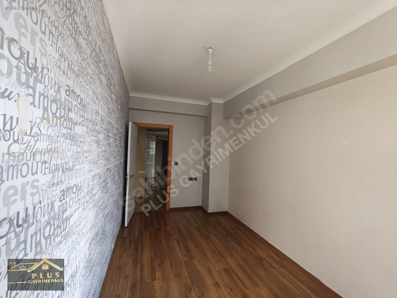 75 Ana Cadde Üzeri Dünya Kavşağı Yakını Kiralık 4+1 Daire — fotoğraf 4
