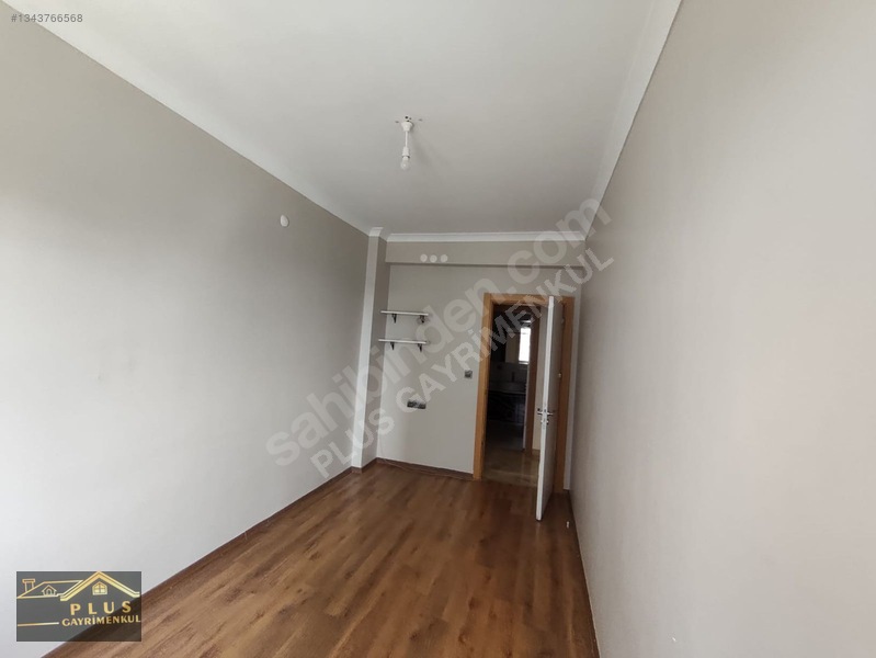 75 Ana Cadde Üzeri Dünya Kavşağı Yakını Kiralık 4+1 Daire — fotoğraf 5