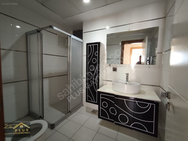 75 Ana Cadde Üzeri Dünya Kavşağı Yakını Kiralık 4+1 Daire — fotoğraf 13