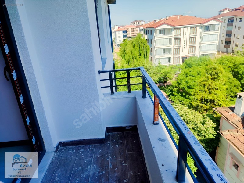 Ataşehir Mah Kuvayı Miliye Cd Satılık 1+1 Sıfır Daire — fotoğraf 10