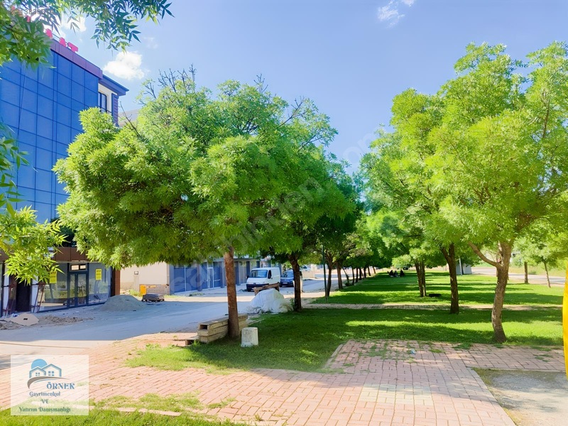 Ataşehir Mah Kuvayı Miliye Cd Satılık 1+1 Sıfır Daire — fotoğraf 22