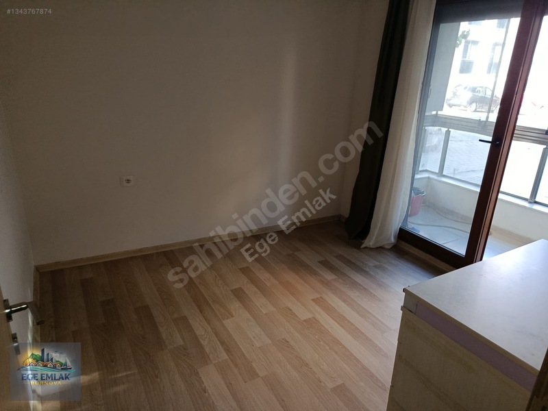 Ege Emlak'tan Ege Üniveristesi Kampüs Anagirişi Yakını 1+1 Daire — fotoğraf 6