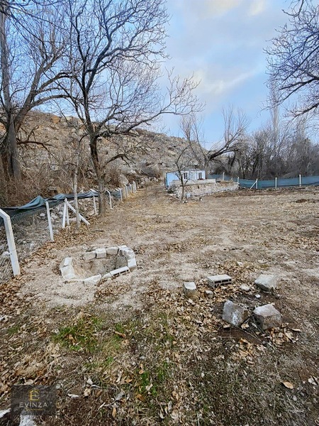 Evinza Gayrimenkulden Doğayla İç İçe 790 M2 Tek Tapu Bahçe