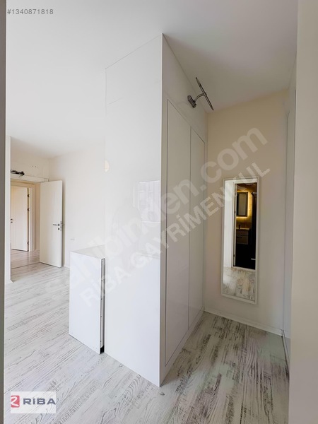 Altınova'da Havuzlu Kapalı Otoparklı Sitede Kiralık 3+1 Daire — fotoğraf 21