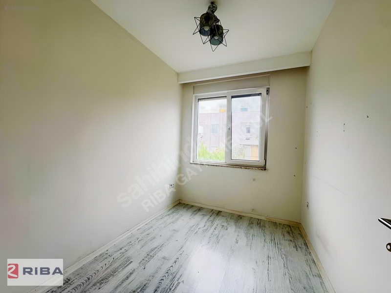Altınova'da Havuzlu Kapalı Otoparklı Sitede Kiralık 3+1 Daire — fotoğraf 26