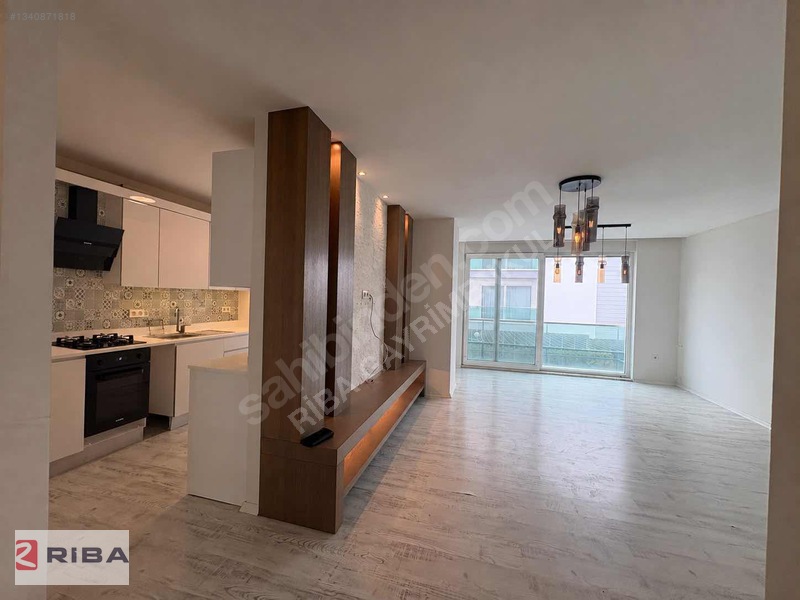 Altınova'da Havuzlu Kapalı Otoparklı Sitede Kiralık 3+1 Daire — fotoğraf 35