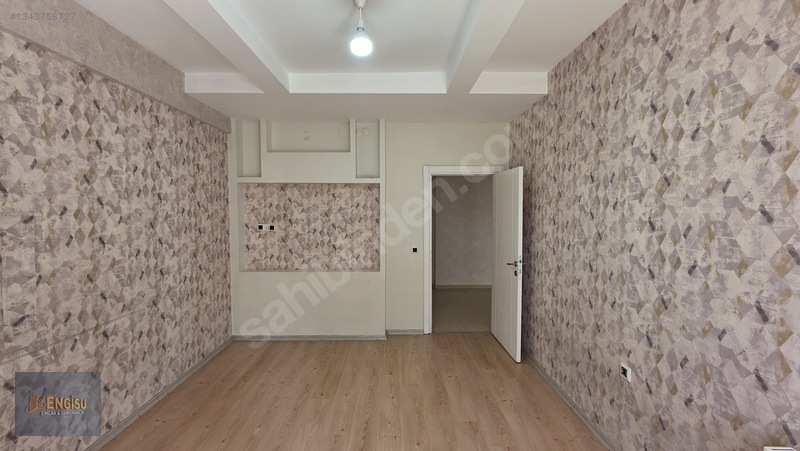 Havalimanı Caddesi Kiralık 3+1 Daire — fotoğraf 11