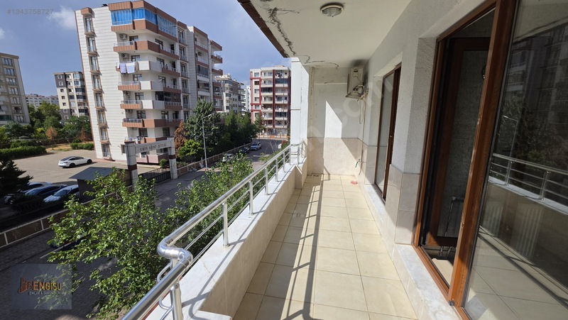 Havalimanı Caddesi Kiralık 3+1 Daire — fotoğraf 13