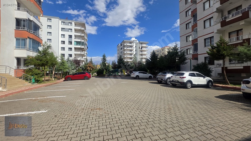 Havalimanı Caddesi Kiralık 3+1 Daire — fotoğraf 18
