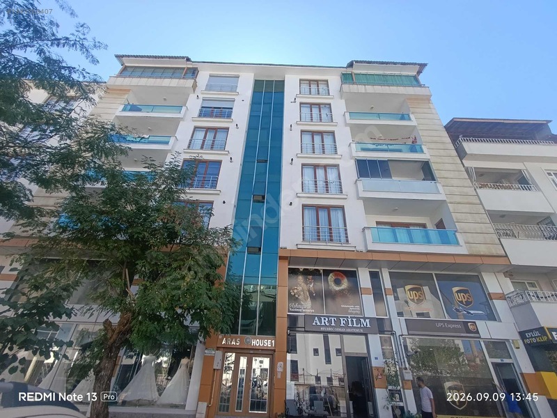 Altun Emlak Çarşı Merkezde Satılık Dükkan