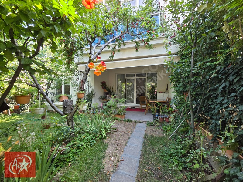 Etimesgut Merkezde .villa Parsellerinde 4+2 Satılık Tripleks — fotoğraf 3