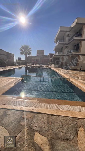 Havuzlu Site İçi Kusursuz 1+1 Daire — fotoğraf 4