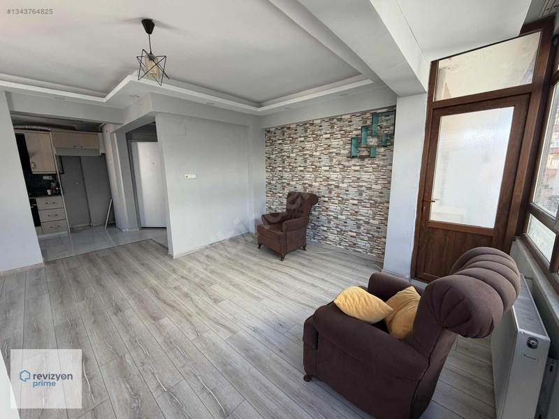 Revizyon İşçimen'den Türk-iş Merkezde İçi Yenilenmiş 3+1 Kiralık
