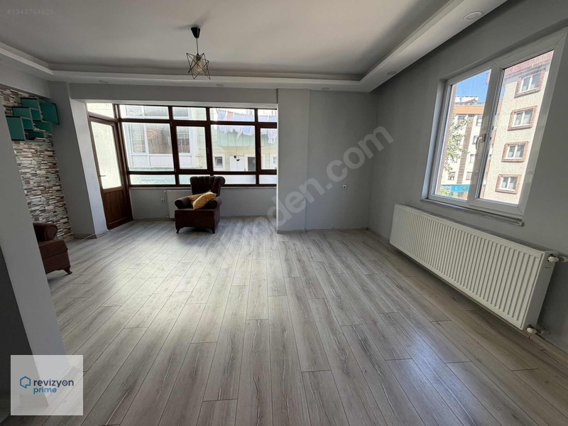 Revizyon İşçimen'den Türk-iş Merkezde İçi Yenilenmiş 3+1 Kiralık — fotoğraf 4