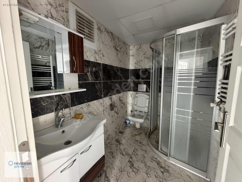 Revizyon İşçimen'den Türk-iş Merkezde İçi Yenilenmiş 3+1 Kiralık — fotoğraf 17