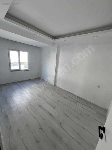 Petrol Lisesi Yanında Kiralık 2+1 Daire — fotoğraf 3