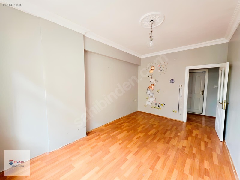 Remax İlke'den Hilalkent'te 3+1 Kiralık Daire — fotoğraf 11