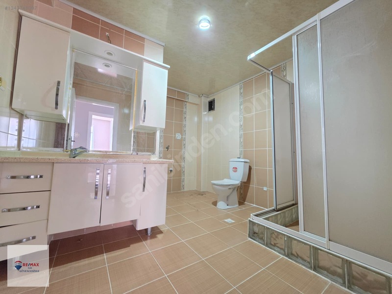 Remax İlke'den Hilalkent'te 3+1 Kiralık Daire — fotoğraf 18