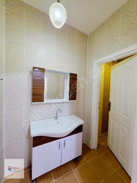 Remax İlke'den Hilalkent'te 3+1 Kiralık Daire — fotoğraf 19