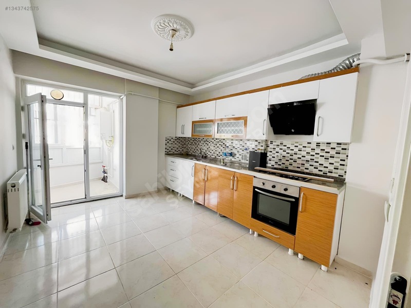 Şeyma Güler'den İskender Mahallesin'de 3+1 Kiralık Daire — fotoğraf 2
