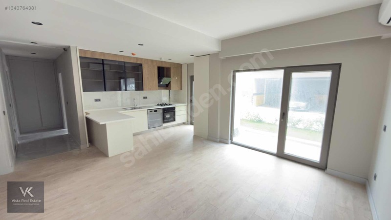 Bahçeşehir Bahçekent Nezih Park Kiralık 1+1 Daire Bahçe Katı — fotoğraf 2