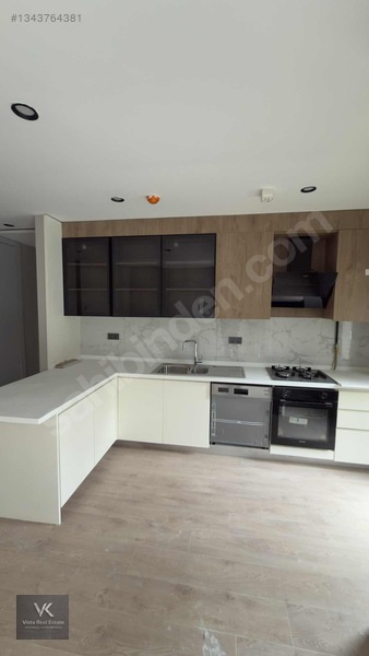 Bahçeşehir Bahçekent Nezih Park Kiralık 1+1 Daire Bahçe Katı — fotoğraf 4