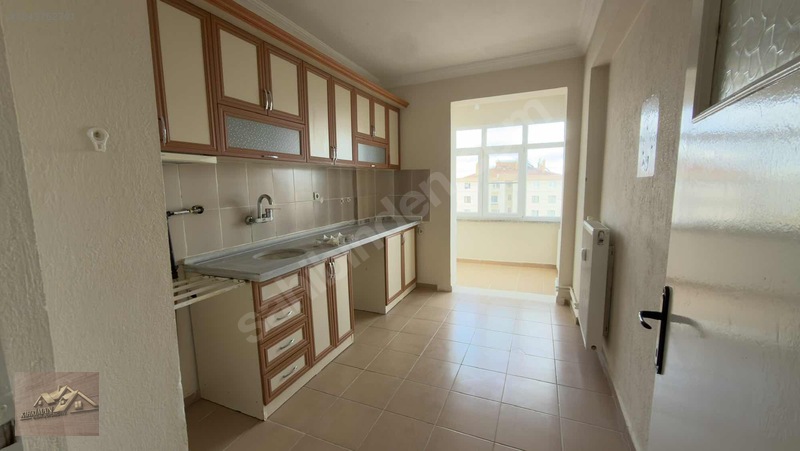 Kahriman Emlaktan 3+1 Bakımlı Kiralık Daire — fotoğraf 5