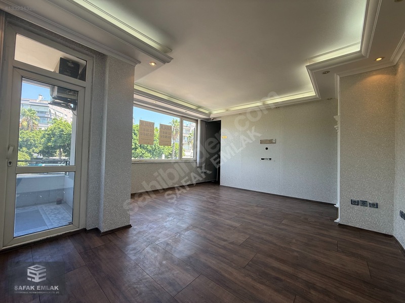 Şafak Emlak Yeşilbahçe Mah. Cadde Üzeri Kiralık 1+1 Ofis 55m2 — fotoğraf 5
