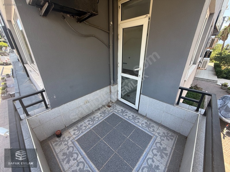 Şafak Emlak Yeşilbahçe Mah. Cadde Üzeri Kiralık 1+1 Ofis 55m2 — fotoğraf 11