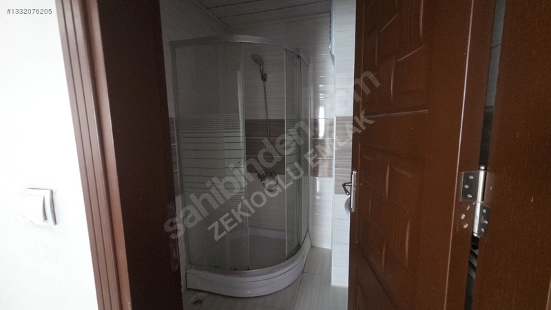 Zekioğlu Emlaktan Maraş Caddesinde Kiralık 2+1 Daire — fotoğraf 4